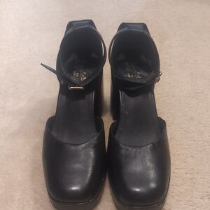 Elegant Black Ankle Strap Women's Shoes